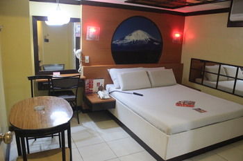 Hotel Sogo Alabang Rotonda 2*