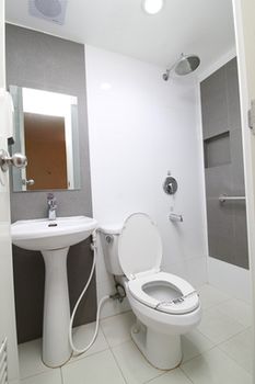 Hotel Sogo Alabang Rotonda 2*