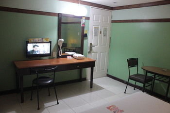 Hotel Sogo Alabang Rotonda 2*