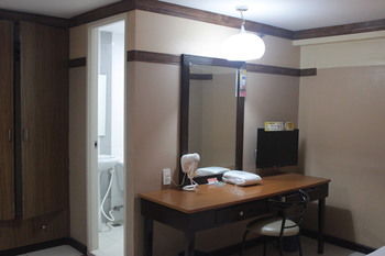 Hotel Sogo Alabang Rotonda 2*