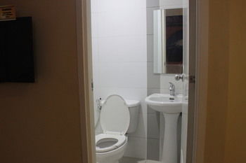 Hotel Sogo Alabang Rotonda 2*