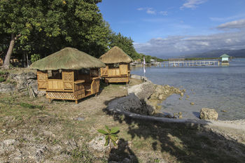 Isla Hayahay Beach Resort and Restaurant 3*