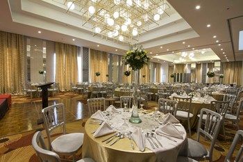Hive Hotel and Convention Place 3*