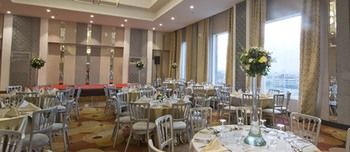 Hive Hotel and Convention Place 3*