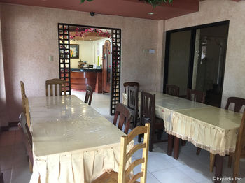 OYO 426 Coco Grove Tourist Inn 2*
