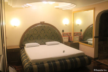 Halina Drive Inn Hotel - Pasay 2*