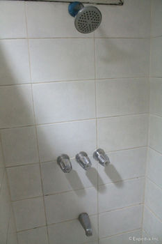 Halina Drive Inn Hotel - Pasay 2*