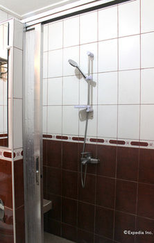 Kokomo's Suites Hotel 2*