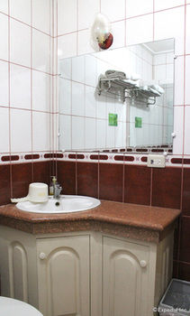 Kokomo's Suites Hotel 2*