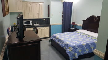 Kokomo's Suites Hotel 2*