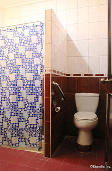 Kokomo's Suites Hotel 2*