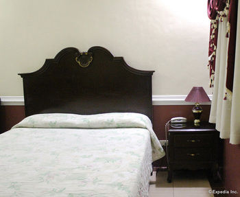 Kokomo's Suites Hotel 2*