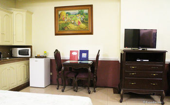 Kokomo's Suites Hotel 2*
