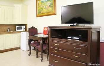 Kokomo's Suites Hotel 2*