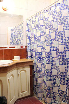 Kokomo's Suites Hotel 2*