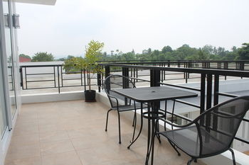Be-ing Suites 3*