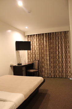 Be-ing Suites 3*