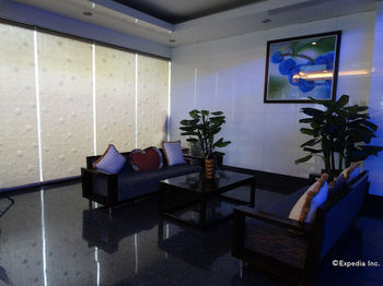 Blueberry Tourist Hotel 3*