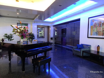 Blueberry Tourist Hotel 3*
