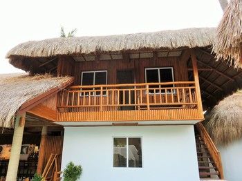 Kav's Beach Resort 3*