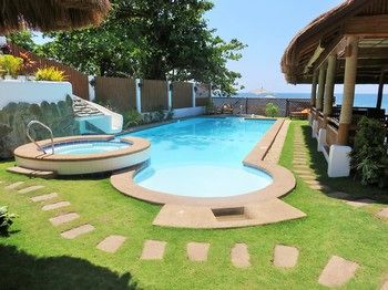 Kav's Beach Resort 3*