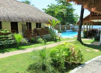 Kav's Beach Resort 3*