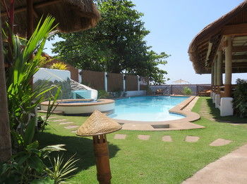 Kav's Beach Resort 3*