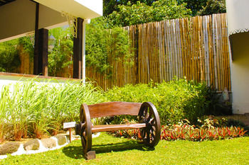 Paradores Del Castillo 3*