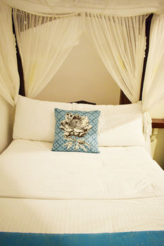 Paradores Del Castillo 3*