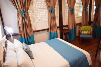 Paradores Del Castillo 3*