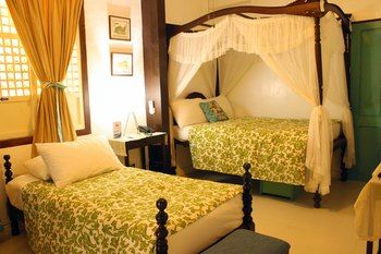 Paradores Del Castillo 3*