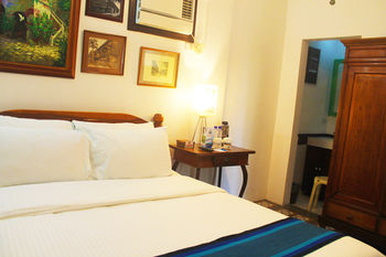 Paradores Del Castillo 3*