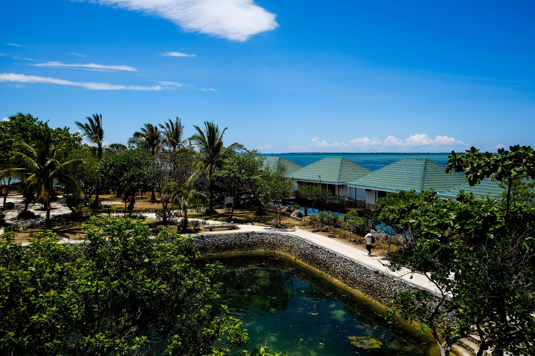 Nalusuan Island Resort and Marine Sanctuary 2*