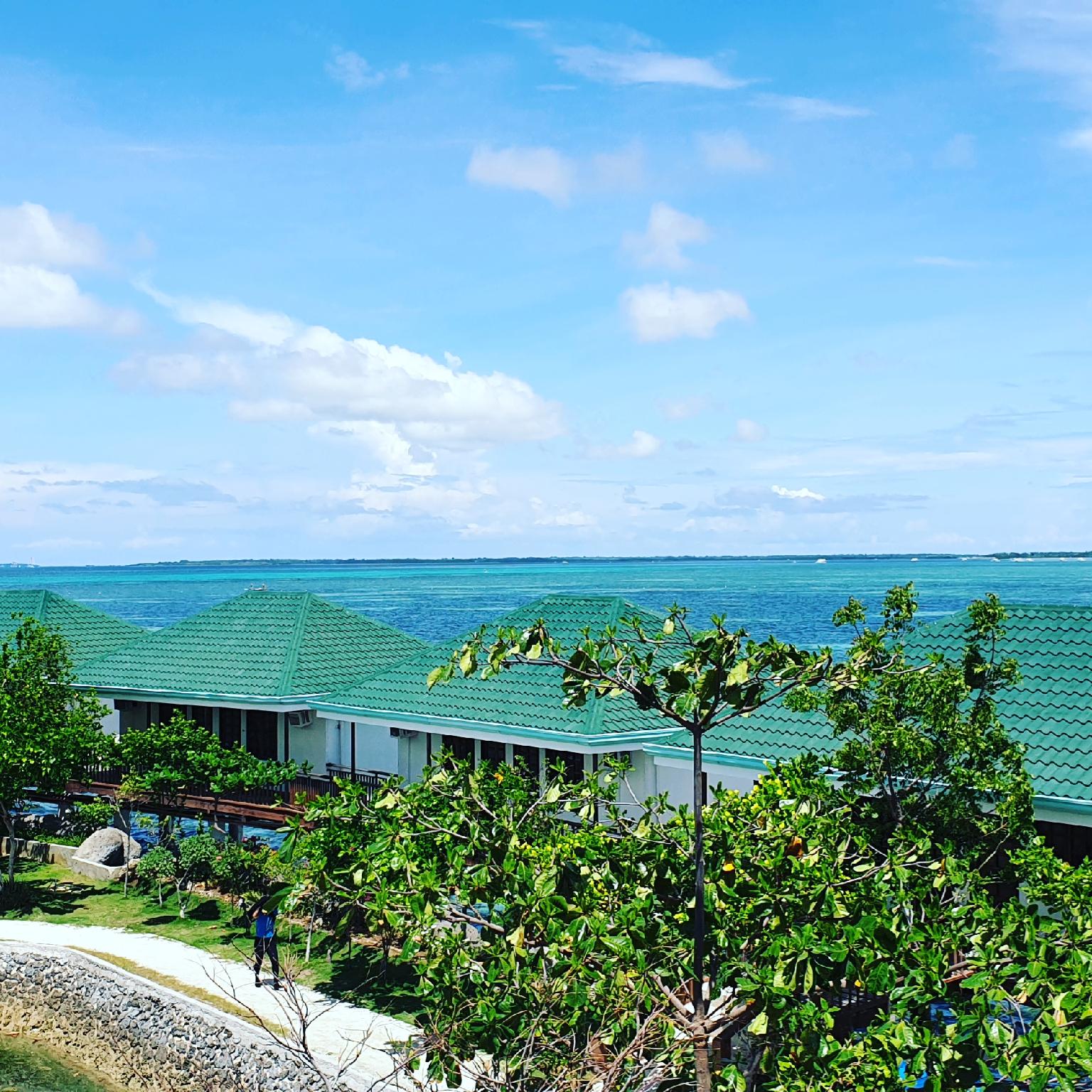 Nalusuan Island Resort and Marine Sanctuary 2*