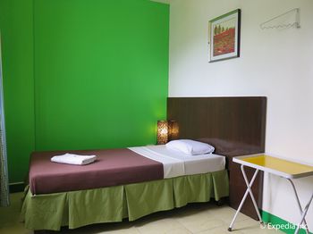 First Pacific Inn 2*