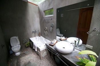 Hoyohoy Villas 3*