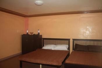 Nikita's Place Hotel 2*