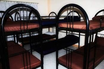 Nikita's Place Hotel 2*