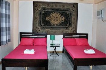 Nikita's Place Hotel 2*