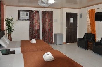 Nikita's Place Hotel 2*