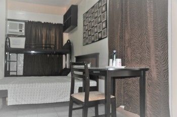 Nikita's Place Hotel 2*