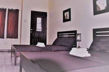 Nikita's Place Hotel 2*