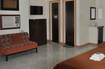 Nikita's Place Hotel 2*