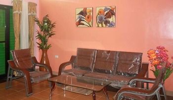 Nikita's Place Hotel 2*