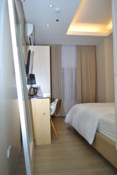 F2M Tower 3*