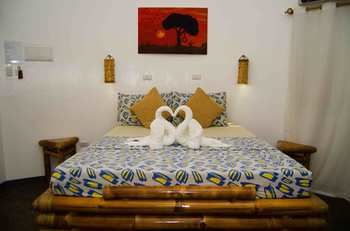 White Chocolate Hills Resort 3*