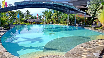 White Chocolate Hills Resort 3*