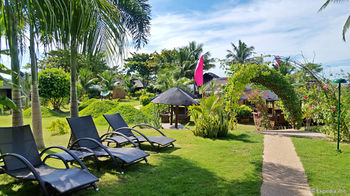 White Chocolate Hills Resort 3*
