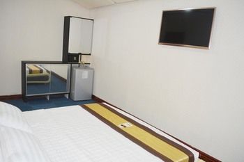 999 Hotel 3*