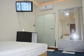 999 Hotel 3*
